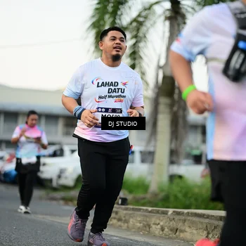 Runner Photo 7910723