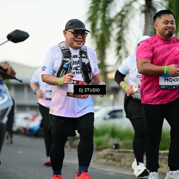 Runner Photo 7910726