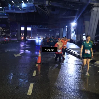 Runner Photo 7910729