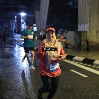 Runner Photo 7910737