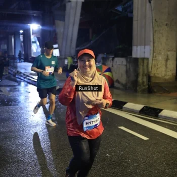 Runner Photo 7910738