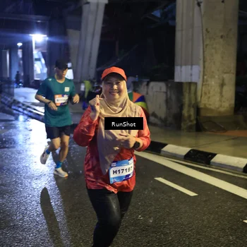 Runner Photo 7910739
