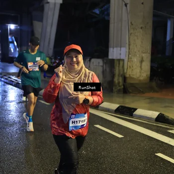 Runner Photo 7910748