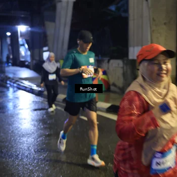 Runner Photo 7910753