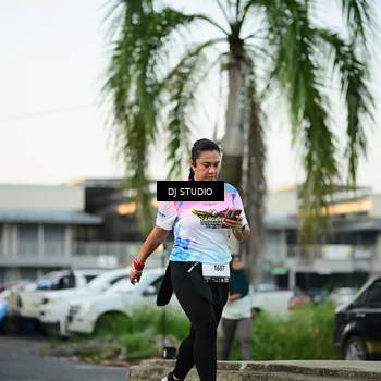 Runner Photo 7910755
