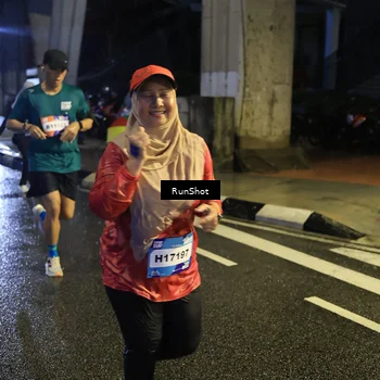 Runner Photo 7910757