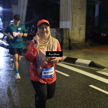 Runner Photo 7910758