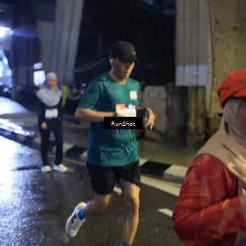 Runner Photo 7910759
