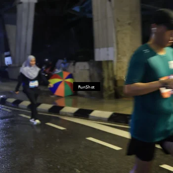 Runner Photo 7910779
