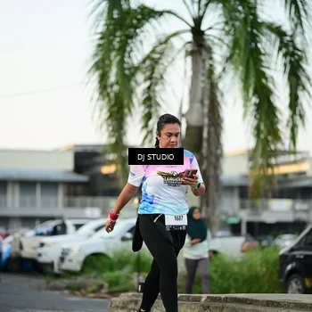 Runner Photo 7910781