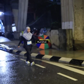 Runner Photo 7910783