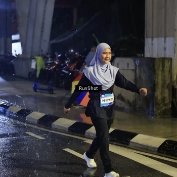 Runner Photo 7910797