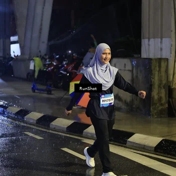 Runner Photo 7910799
