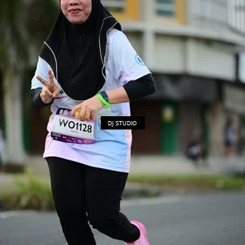 Runner Photo 7910818