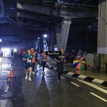 Runner Photo 7910834