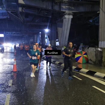 Runner Photo 7910838