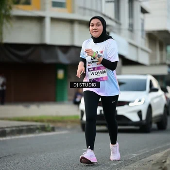 Runner Photo 7910844