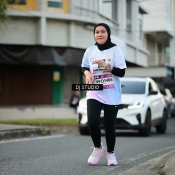 Runner Photo 7910846