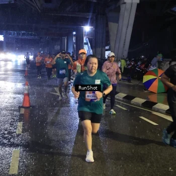 Runner Photo 7910859