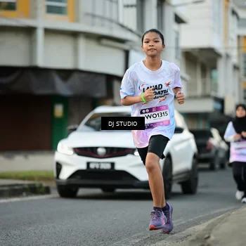 Runner Photo 7910879