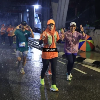 Runner Photo 7910893