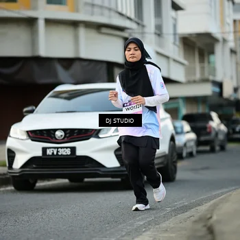 Runner Photo 7910899