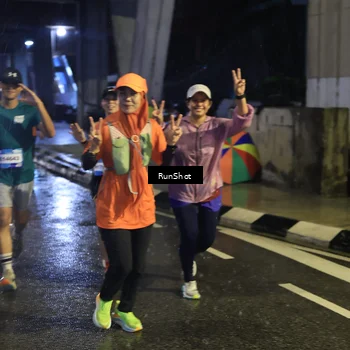 Runner Photo 7910902
