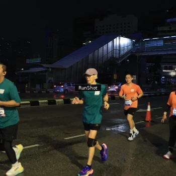 Runner Photo 7910932