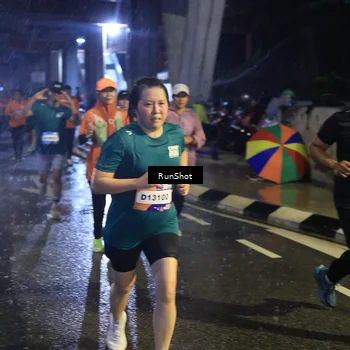Runner Photo 7910939