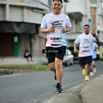 Runner Photo 7910942