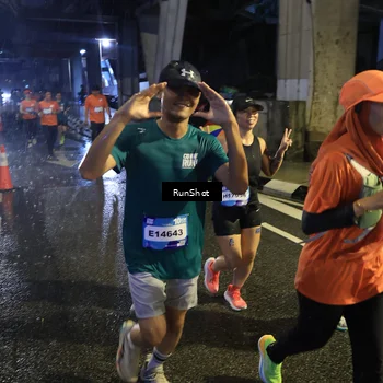 Runner Photo 7910950