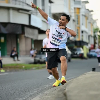 Runner Photo 7910961