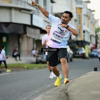 Runner Photo 7910967