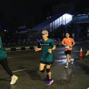 Runner Photo 7910970