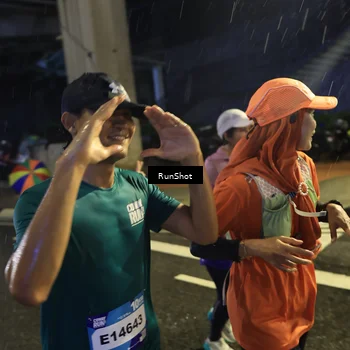 Runner Photo 7910976