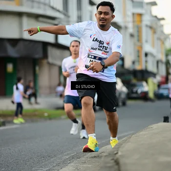 Runner Photo 7910978