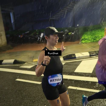 Runner Photo 7910988