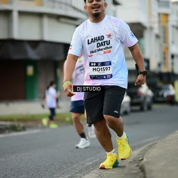 Runner Photo 7910995