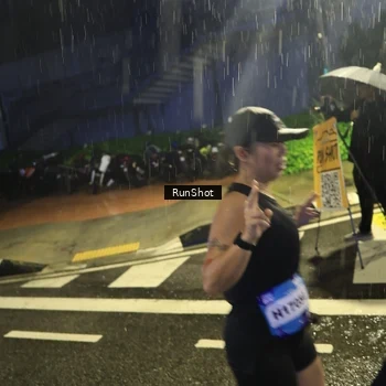 Runner Photo 7910997