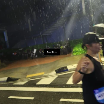 Runner Photo 7911001