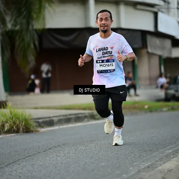 Runner Photo 7911013