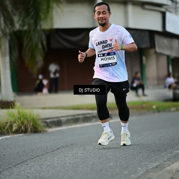 Runner Photo 7911015