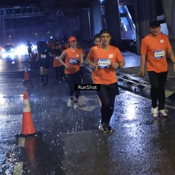 Runner Photo 7911018