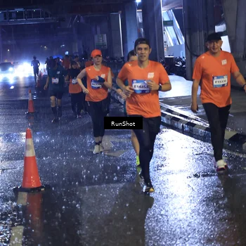 Runner Photo 7911019
