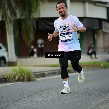 Runner Photo 7911025
