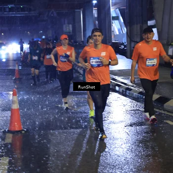 Runner Photo 7911026