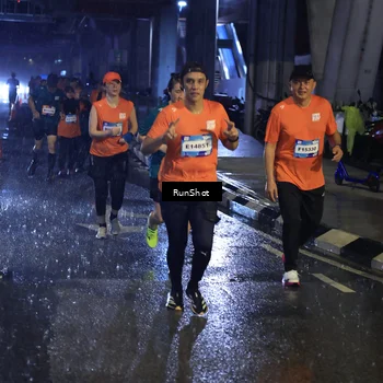 Runner Photo 7911030