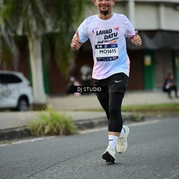 Runner Photo 7911031