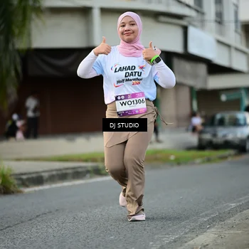 Runner Photo 7911066