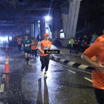 Runner Photo 7911067